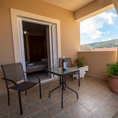 Niforato Studios Enos 24