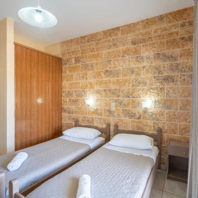 Niforato Studios Enos 27