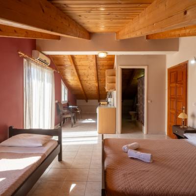 Niforato Studios Enos 55